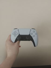 PlayStation 5 controller
