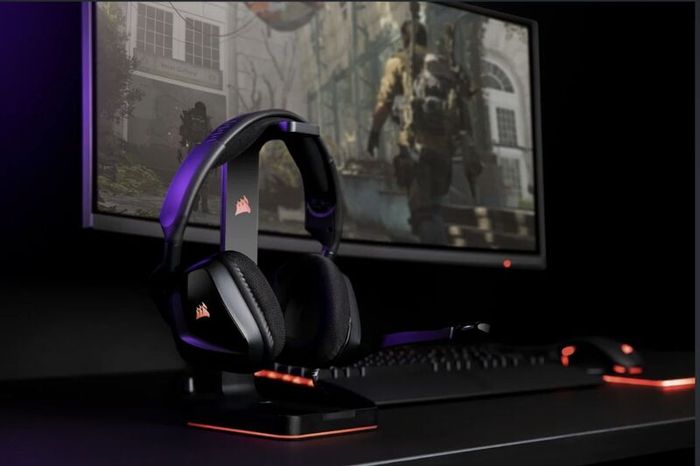 ST100 RGB Premium Headset Stand with 7.1 Surround Sound