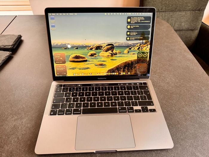 Macbook Pro 13" Ram: 16gb