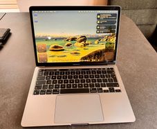 Macbook Pro 13" Ram: 16gb