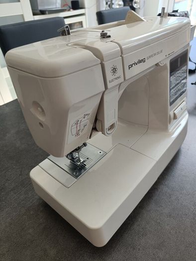 sewing machine