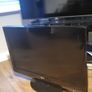 LG 32 inch tv Image 2