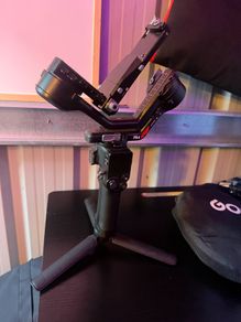 DJI RS 4 Gimbal Fully Working / Cosmetic Damage