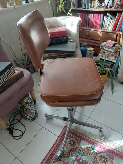 Antique office chair brown leather with extra cushion