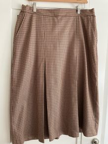 Tommy Hilfiger ladies skirt