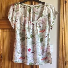 White Stuff Ladies Bird plant print top blouse size 10 includes Postage
