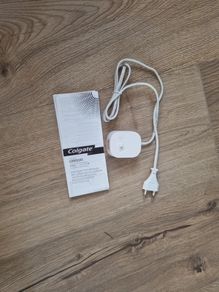 Colgate Omron toothbrush charger