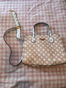 guess bag