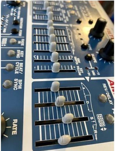 Roland SH-32 Sound Module Synthesizer