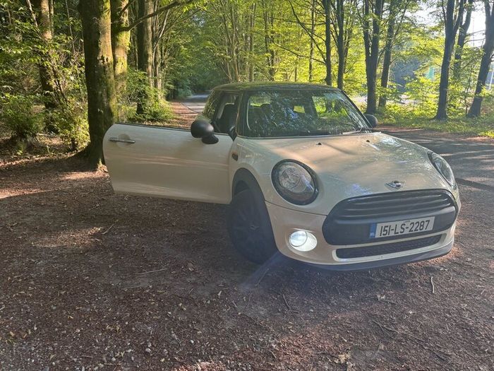 Stunning Mini One 1.2 turbo