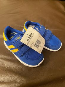 Adidas Forest Grove baby trainers Size 6 UK