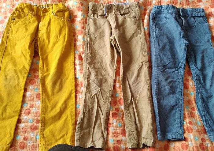 Large bundle boys clothes age 5 to 6 years.