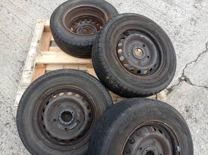 wheels and rims 215/65 r15 or 16
