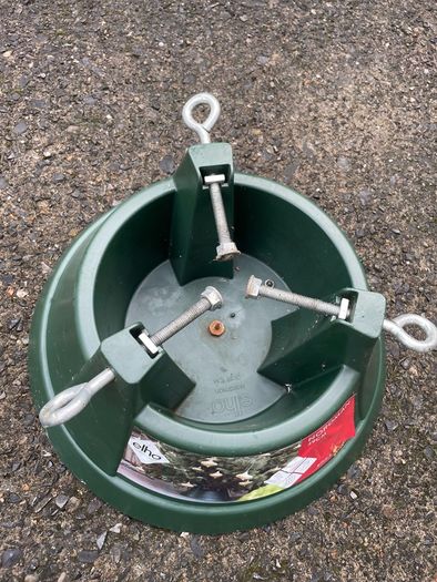 christmas tree stand
