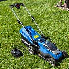 Hyundai Cordless Lawnmower 40V