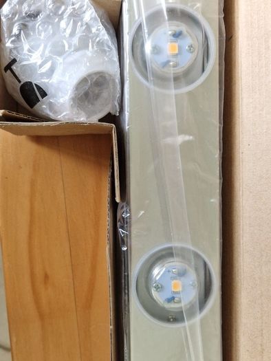 5 Bulb Bar Light new, never used