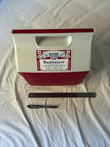 Small igloo Budweiser cooler, heavy Duty