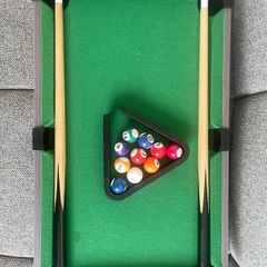 mini pool table