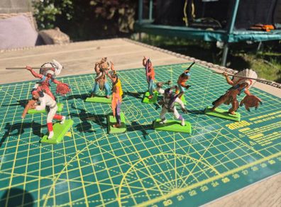 toy soldiers