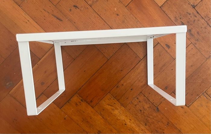 White press or shelf insert or pot stand