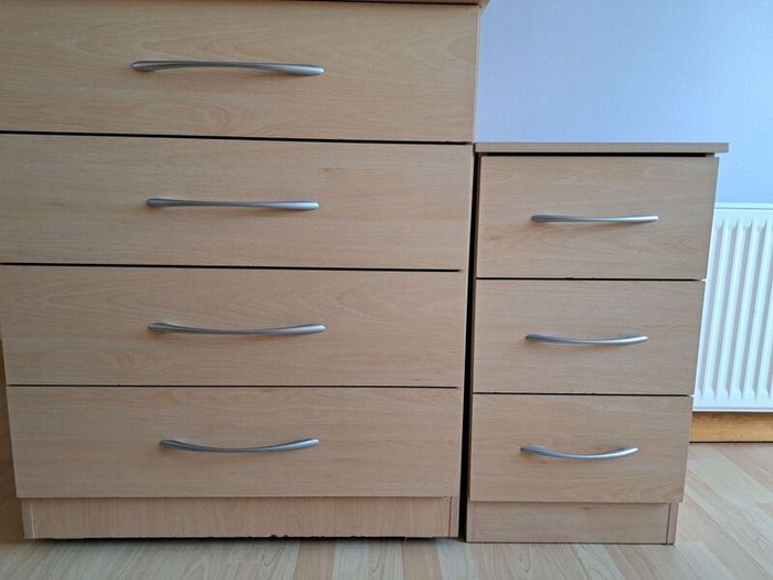 drawers plus matching bedside locker