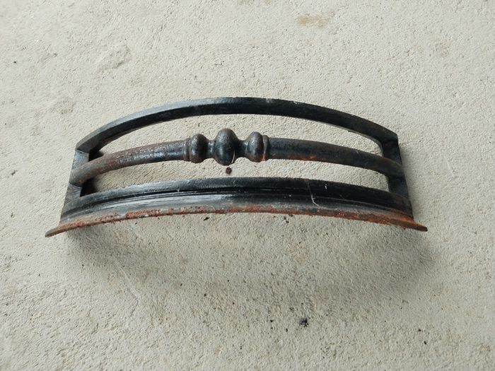 Fire Grate Front (Free To Collect)