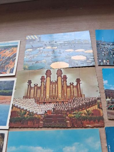 33 x USA And Canadian Mid Century Postcards
