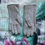 Grey gloves Image 2