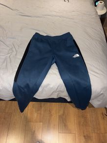 North Face bottoms blue M