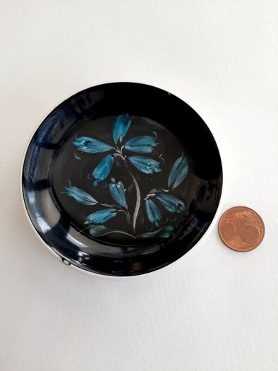 Vintage Irish trinket dish