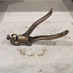 vintage eclipse saw set  no 77