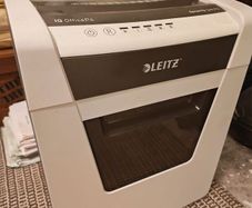 Leitz IQ Office P4 Document shredder