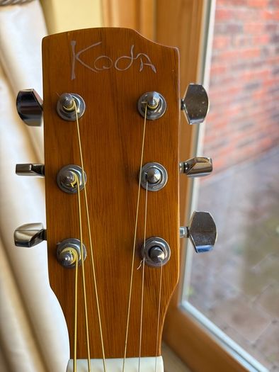 3/4 Koda Guitar
