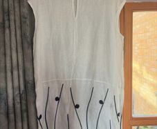 Italian 100% linen dress - Size 16 - Summer staple!!