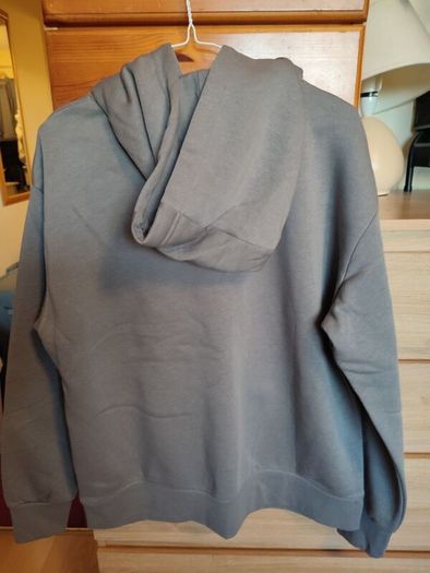 Size M (12-14) grey hoodie