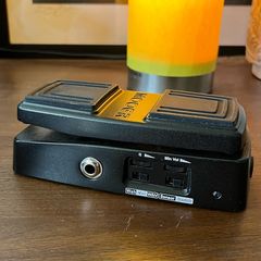 Mooer Free Step Wah and volume pedal