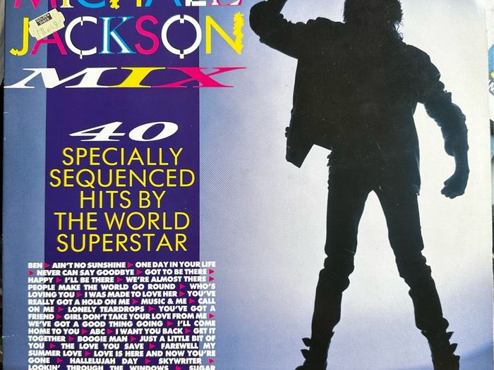 Michael Jackson original 1987 release double gatefold the Michael Jackson mix double vinyl in vg condition