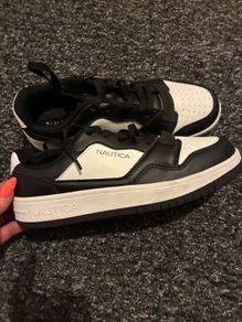 NEW Nautica runners