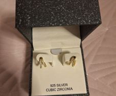 earring