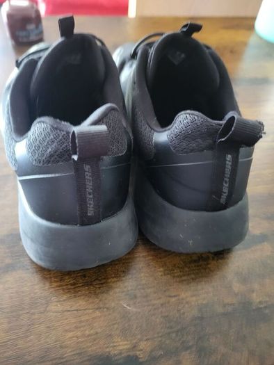 skechers size uk 42 27cm