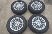 Genuine Jaguar 18" Alloy Wheels &amp; Michelin Latitude Tour HP Tyres (235/65/R18)