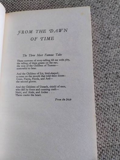 Irish Sagas and Folktales by Eileen O Faolain in good condition with some signs of wear on the cover see photos FREE STANDARD POSTAGE INCLUDED