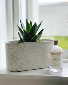 Bloomingville planter