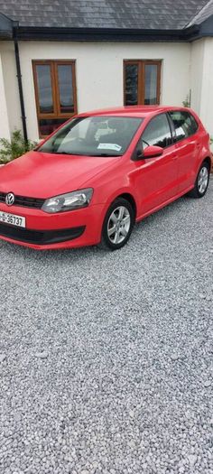 2010  Polo one owner two keys