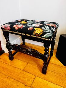 piano stool