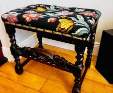 piano stool