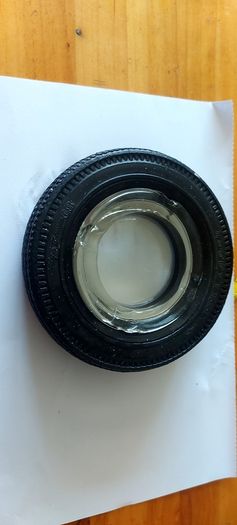 Goodyear tyre glass ashtray,,collectors item,,1960,70s,,hard to come by,,see pictures for condition ,sold as is ,little chip on the rim underneath,,wouldn't notice from top ,sold as seen