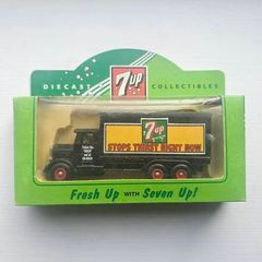 vintage 7up truck