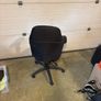 swivel office chair Image 2