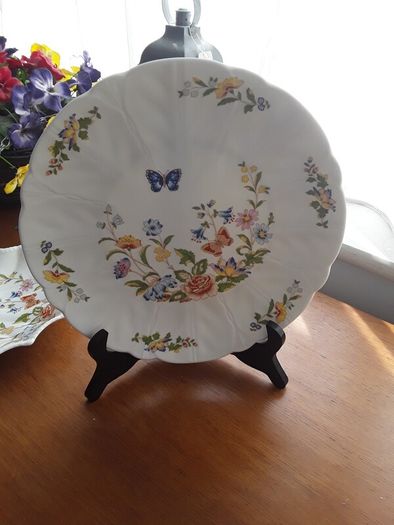 collectible crockery